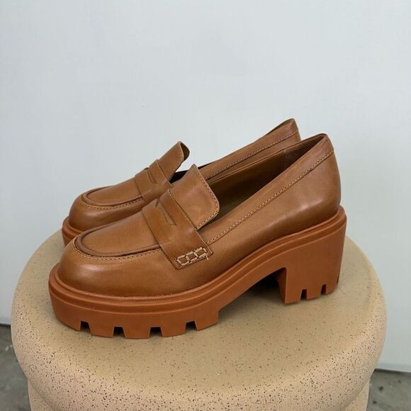 Schutz Women’s 90s Viola Tractor Leather Chunky Lug Sole Flat in Tan Rust Honey - Picture 7 of 13